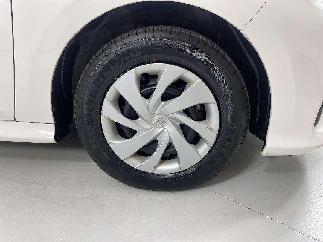 Photo '9' of Toyota Yaris