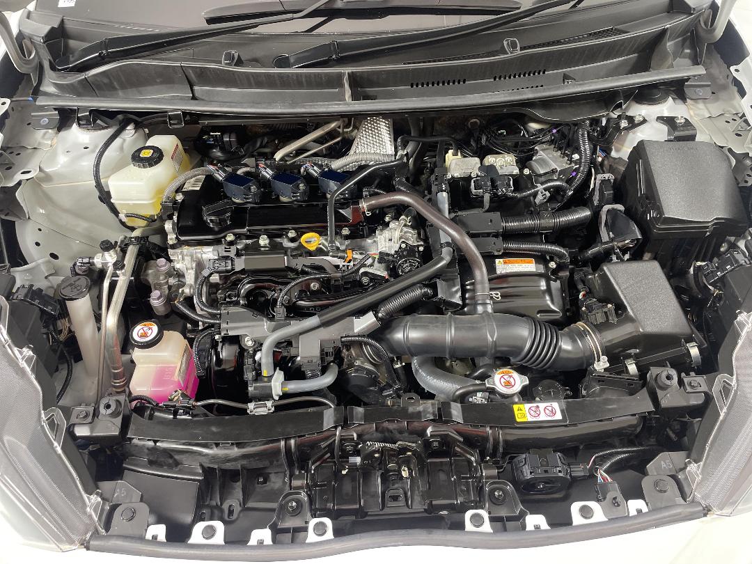 Photo '13' of Toyota Yaris