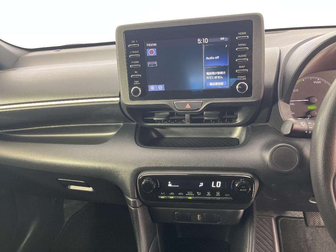 Photo '29' of Toyota Yaris