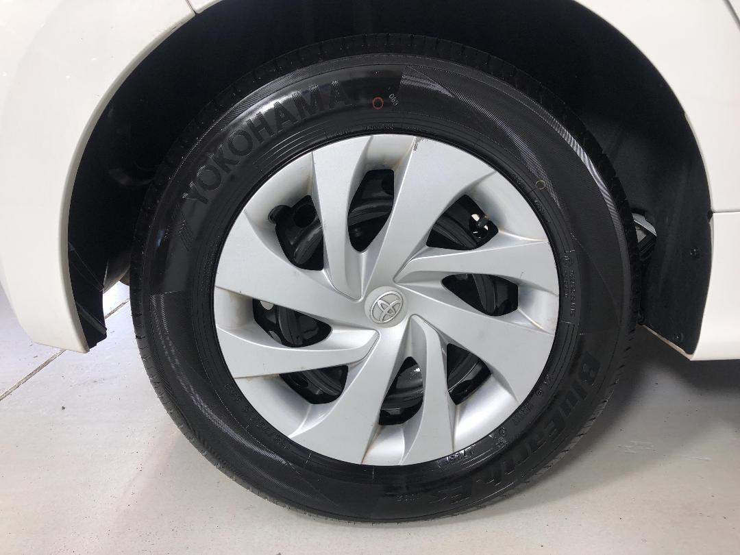 Photo '12' of Toyota Yaris