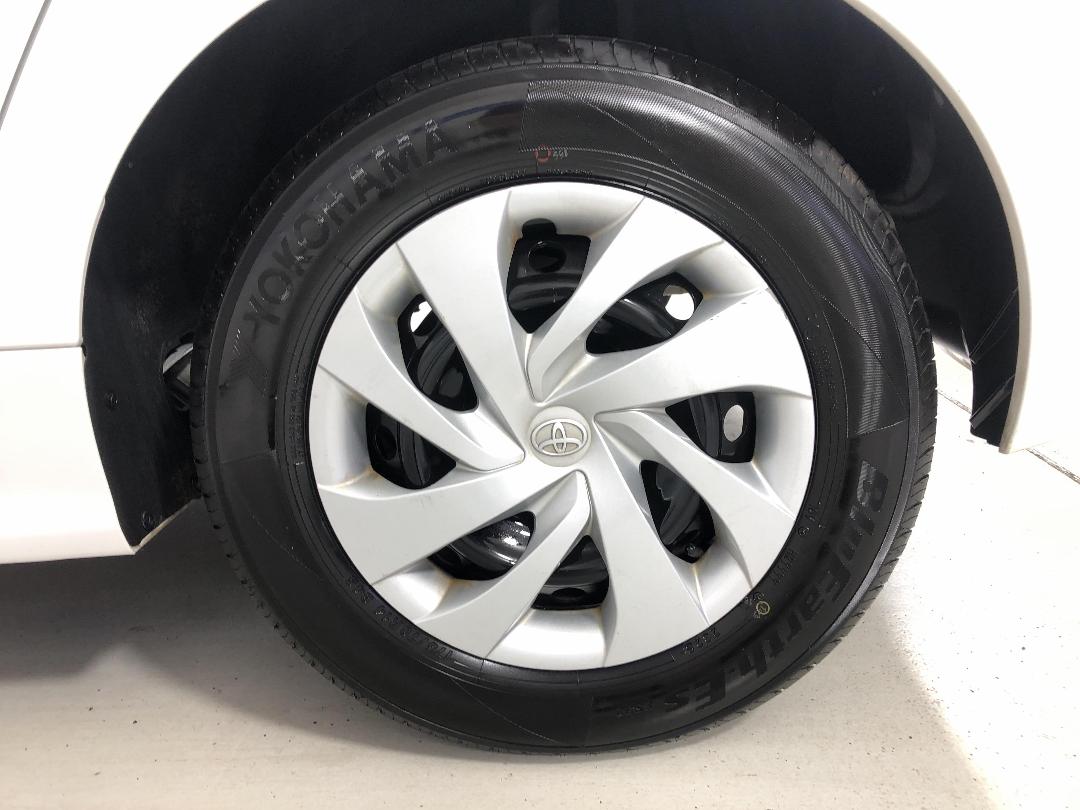 Photo '11' of Toyota Yaris