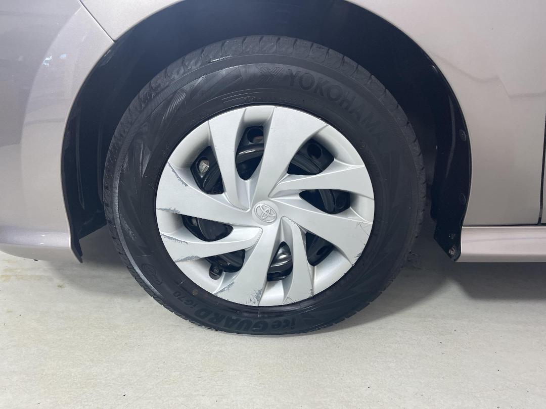 Photo '10' of Toyota Yaris