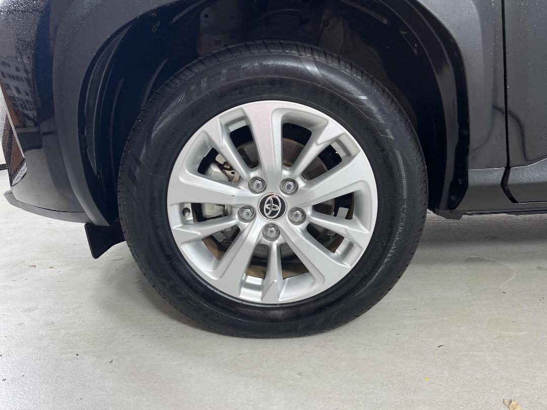 Photo '10' of Toyota Yaris Cross