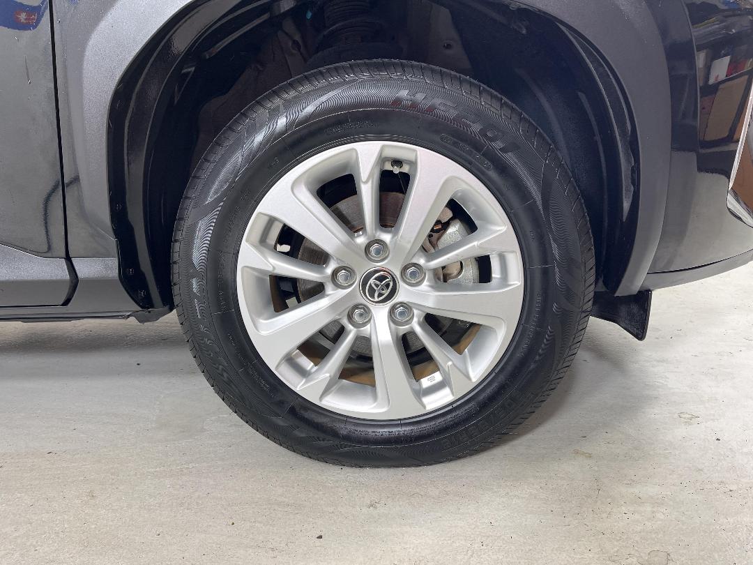 Photo '9' of Toyota Yaris Cross