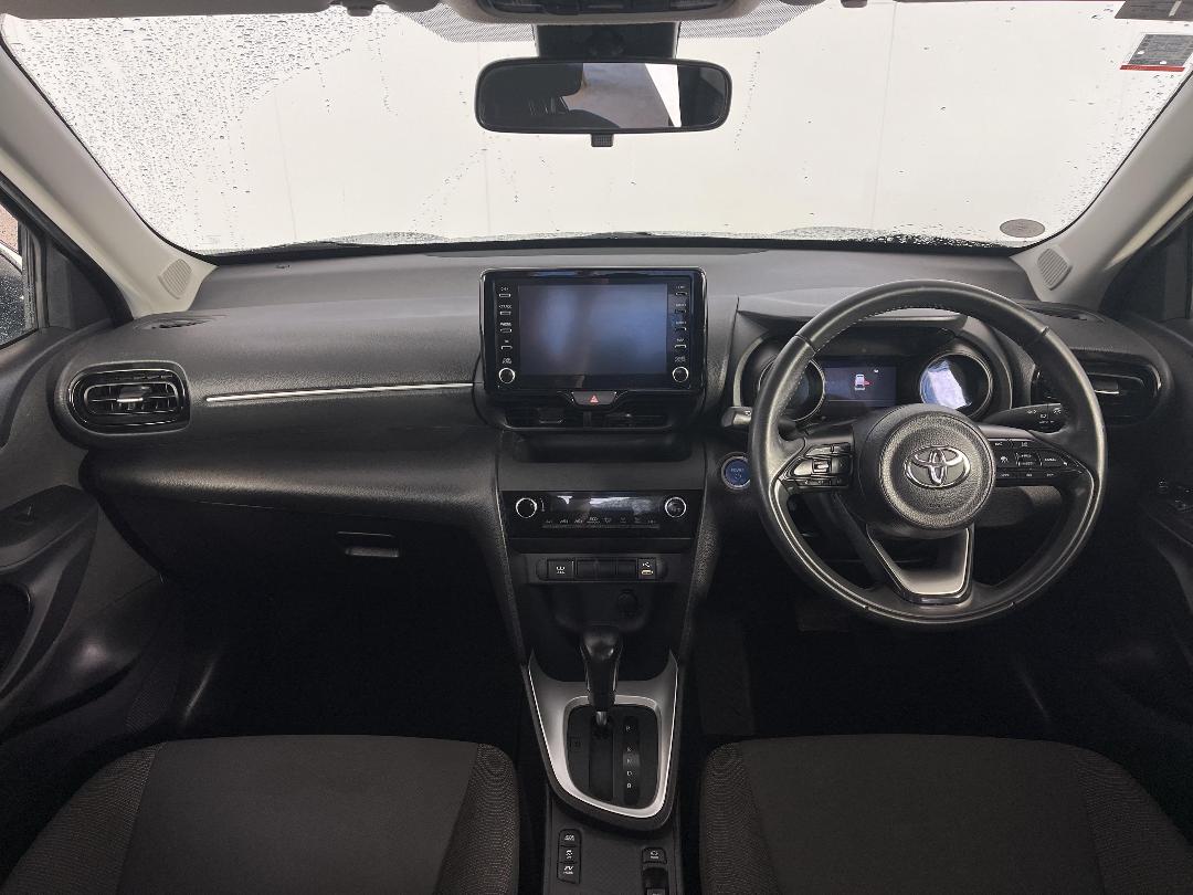 Photo '17' of Toyota Yaris Cross