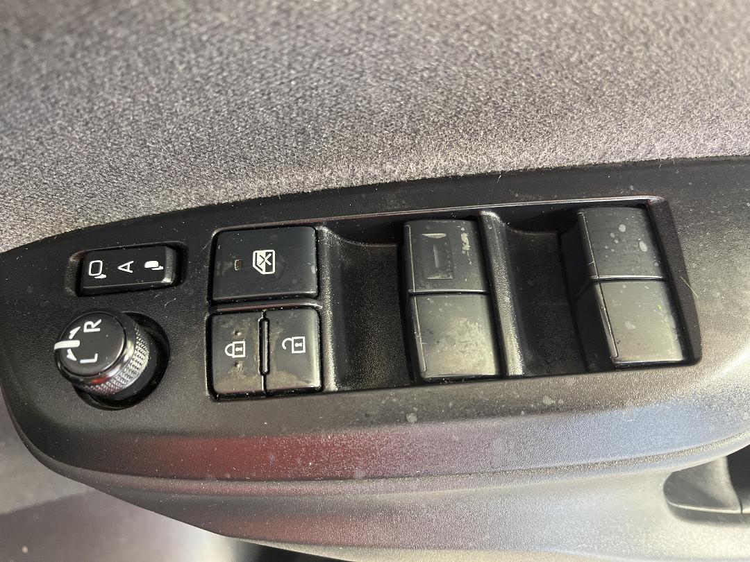 Photo '23' of Toyota Yaris Cross