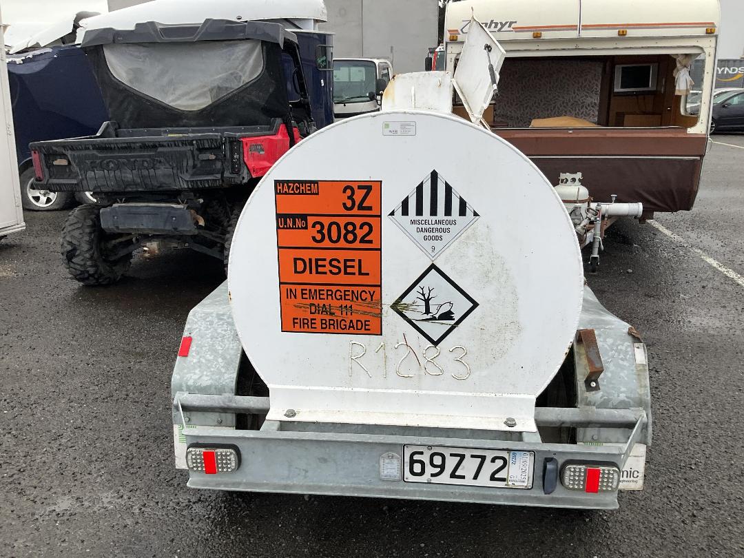 Photo '22' of Trailer NYMIC Tanker - Tandem