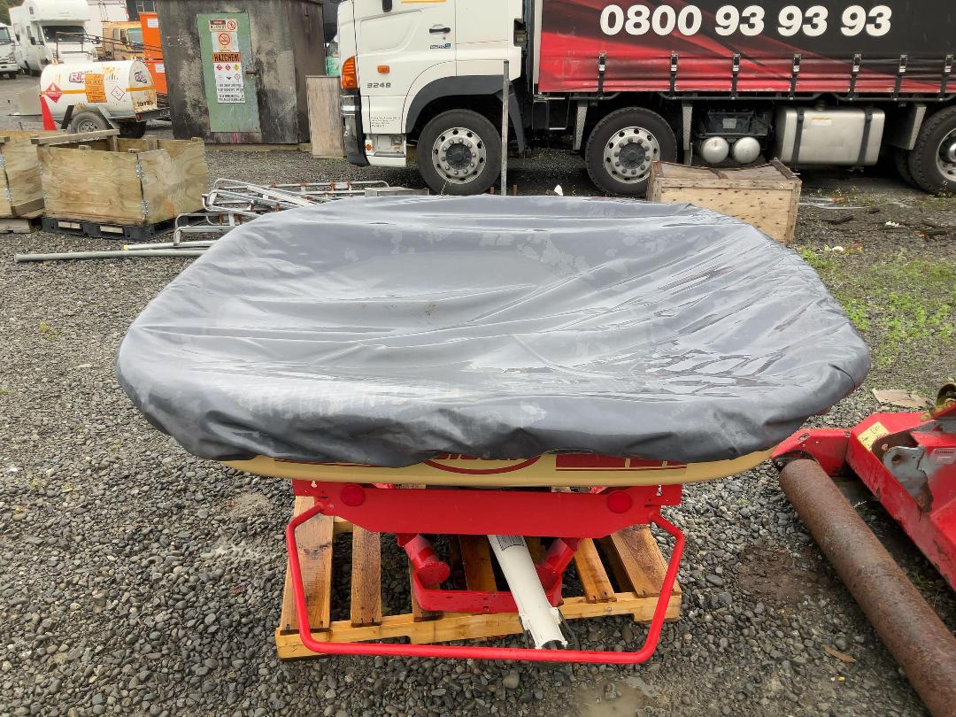 Photo '12' of Vicon PS04 Spreader