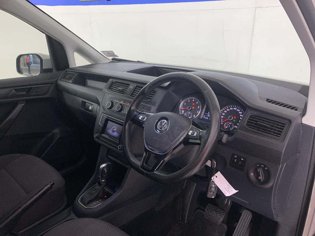 Photo '17' of Volkswagen Caddy