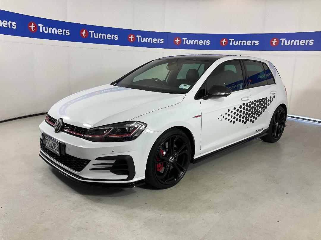 Photo '4' of Volkswagen Golf