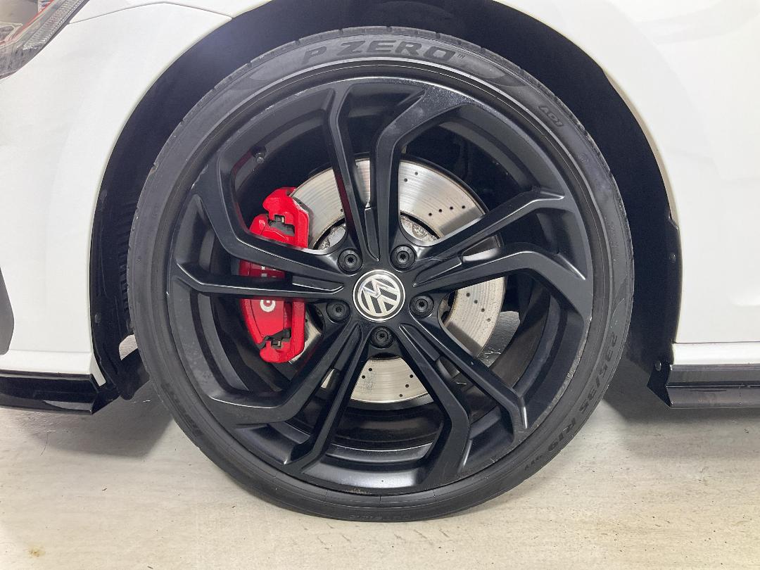 Photo '10' of Volkswagen Golf