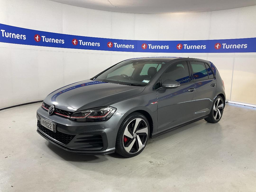 Photo '4' of Volkswagen Golf