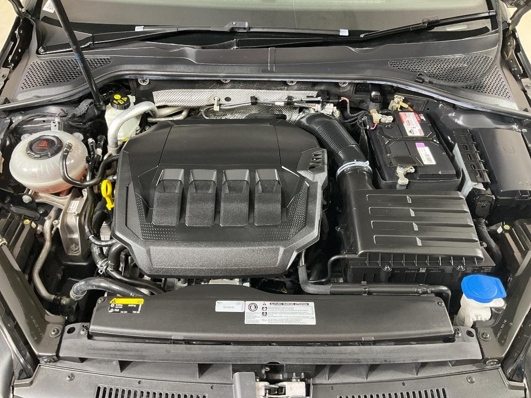 Photo '13' of Volkswagen Golf