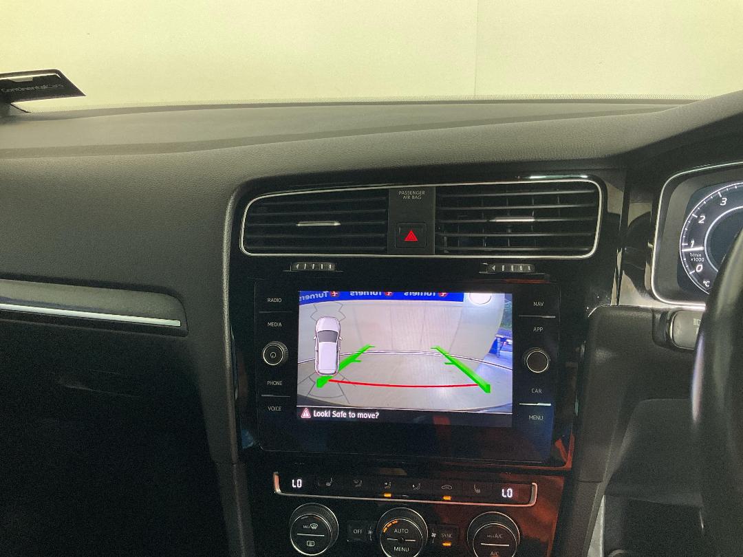 Photo '34' of Volkswagen Golf