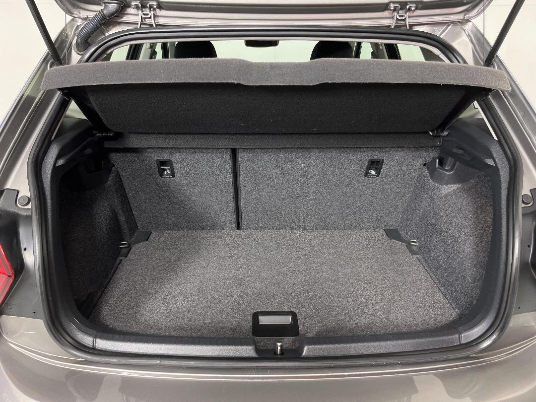 Photo '14' of Volkswagen Polo