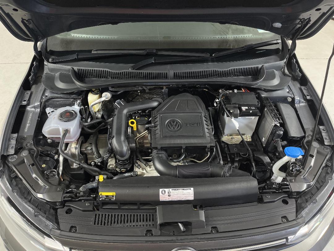 Photo '13' of Volkswagen Polo Photo '13' of Volkswagen Polo