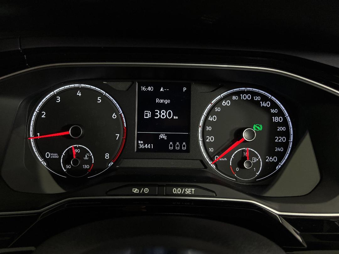 Photo '21' of Volkswagen Polo Photo '21' of Volkswagen Polo