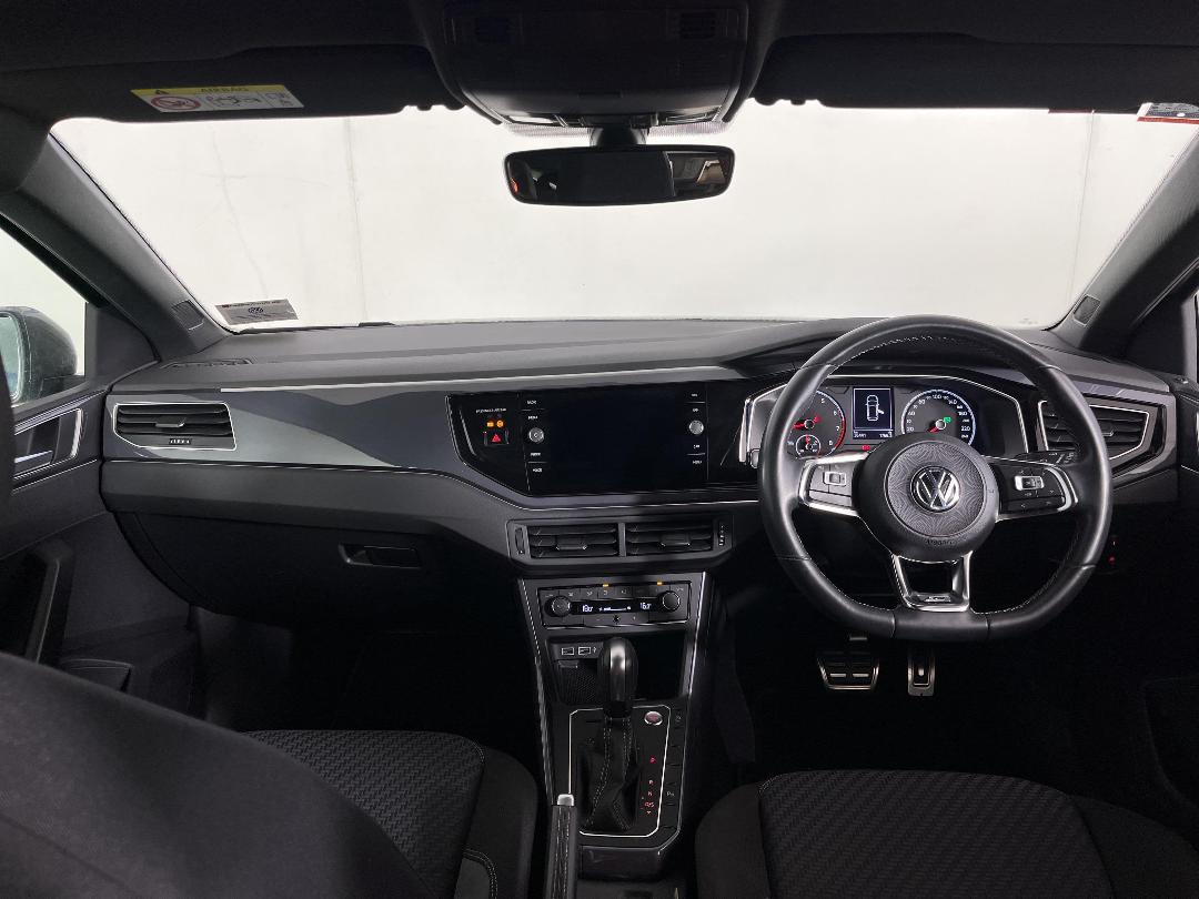 Photo '17' of Volkswagen Polo Photo '17' of Volkswagen Polo