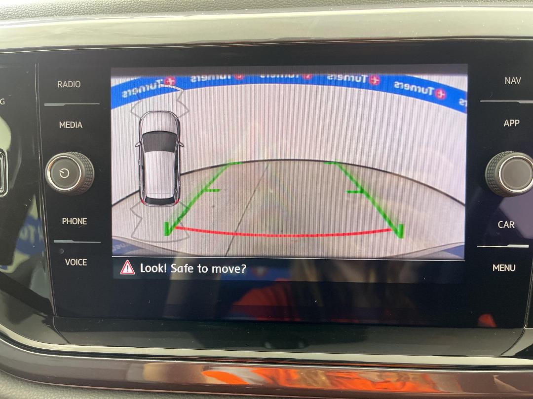 Photo '26' of Volkswagen Polo Photo '26' of Volkswagen Polo