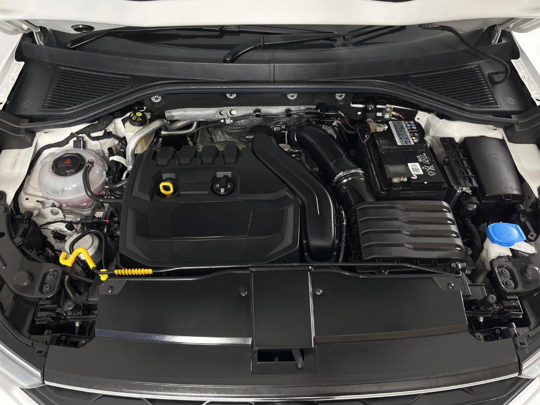 Photo '13' of Volkswagen T-ROC Photo '13' of Volkswagen T-ROC