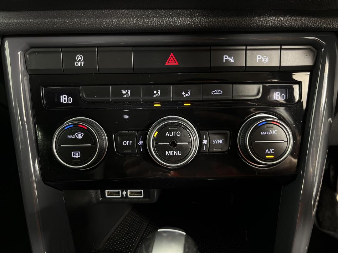 Photo '29' of Volkswagen T-ROC Photo '29' of Volkswagen T-ROC