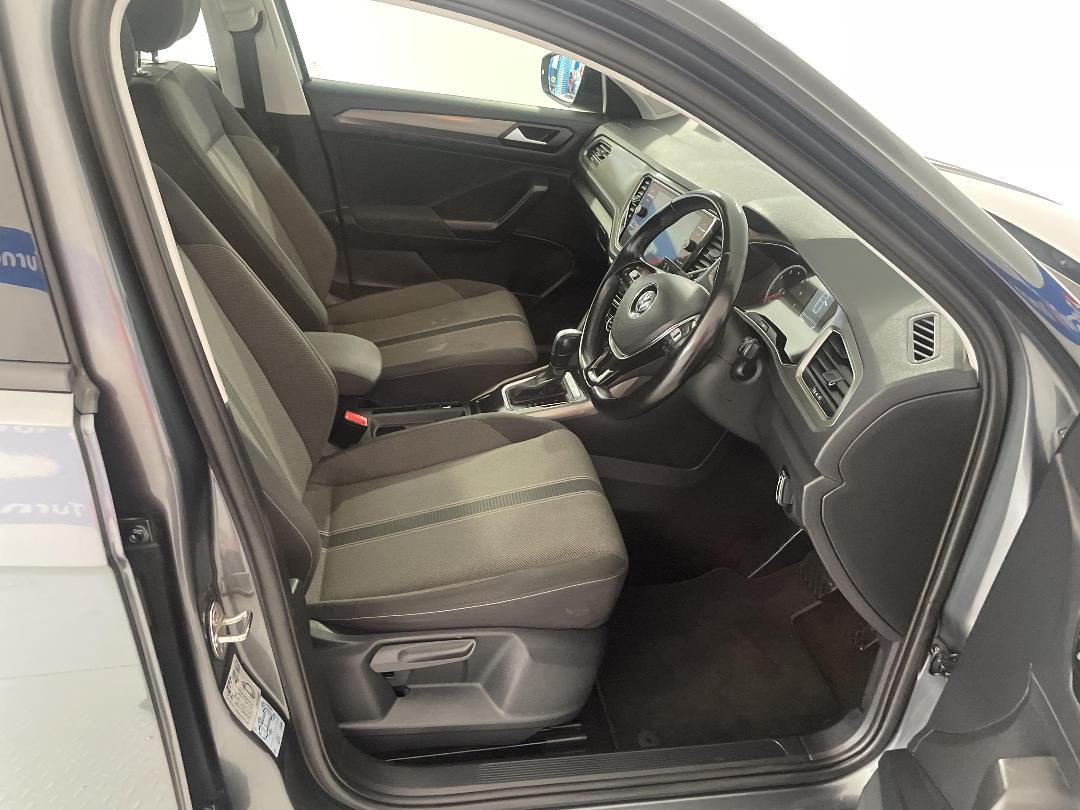 Photo '16' of Volkswagen T-ROC