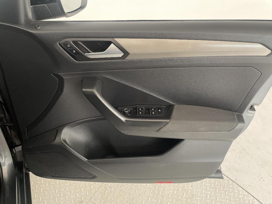 Photo '15' of Volkswagen T-ROC