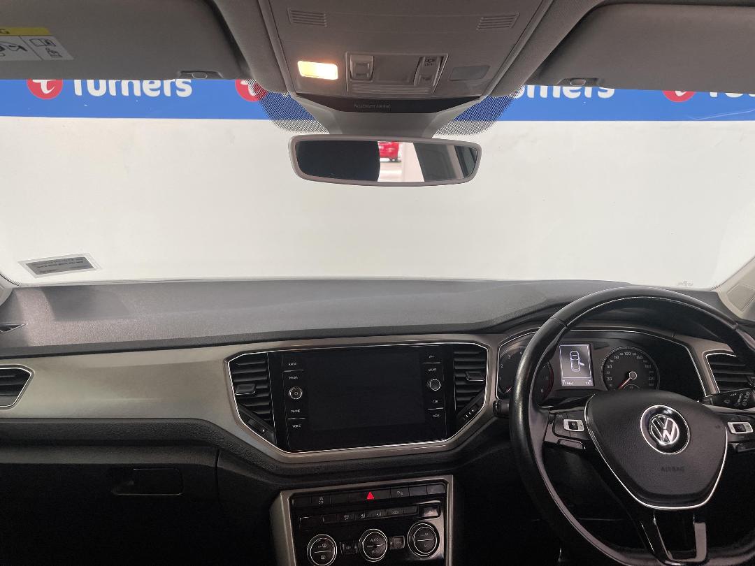 Photo '17' of Volkswagen T-ROC