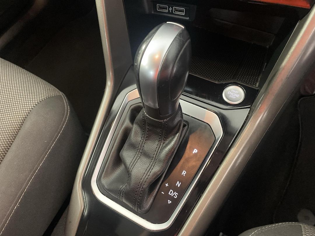 Photo '32' of Volkswagen T-ROC