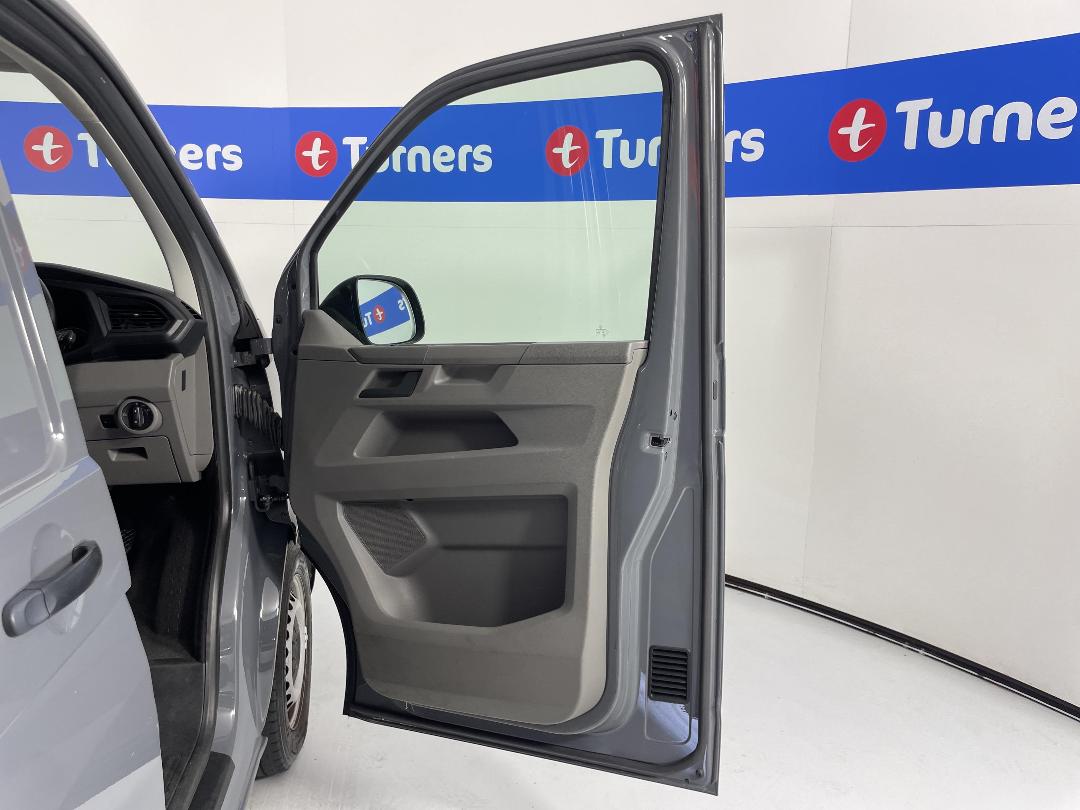 Photo '15' of Volkswagen T6