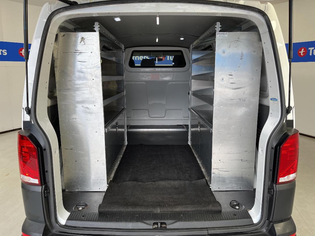 Photo '14' of Volkswagen T6