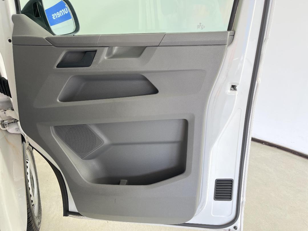 Photo '15' of Volkswagen T6