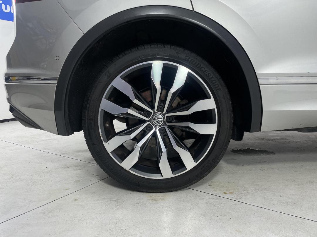 Photo '12' of Volkswagen Tiguan Photo '12' of Volkswagen Tiguan