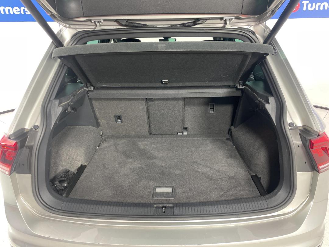 Photo '14' of Volkswagen Tiguan Photo '14' of Volkswagen Tiguan