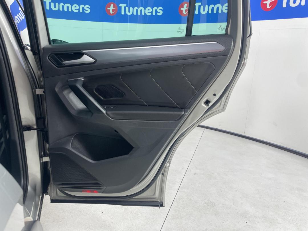 Photo '19' of Volkswagen Tiguan Photo '19' of Volkswagen Tiguan