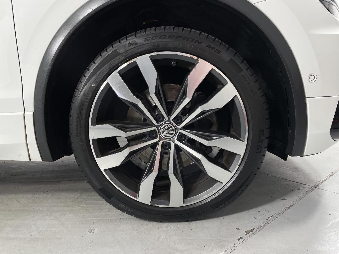 Photo '9' of Volkswagen Tiguan Photo '9' of Volkswagen Tiguan