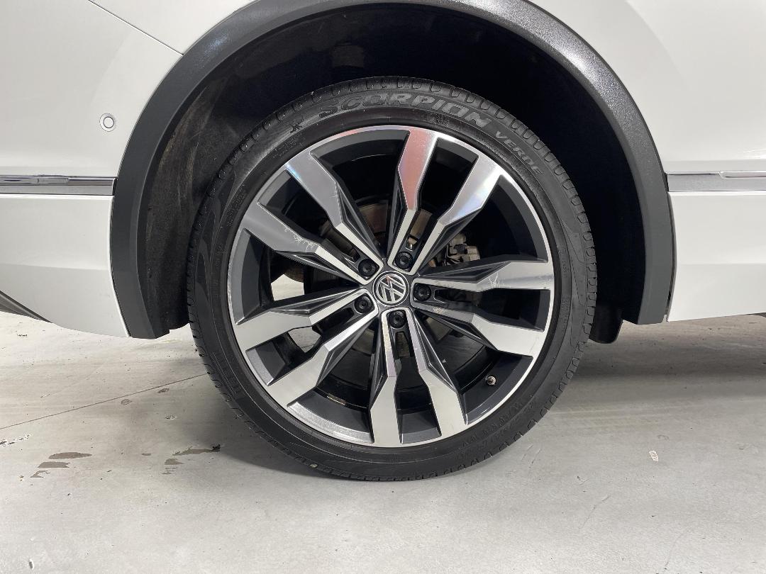 Photo '12' of Volkswagen Tiguan Photo '12' of Volkswagen Tiguan