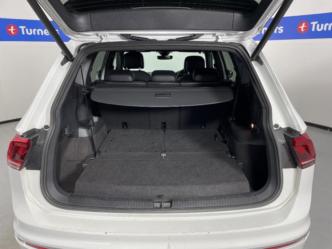 Photo '14' of Volkswagen Tiguan Photo '14' of Volkswagen Tiguan