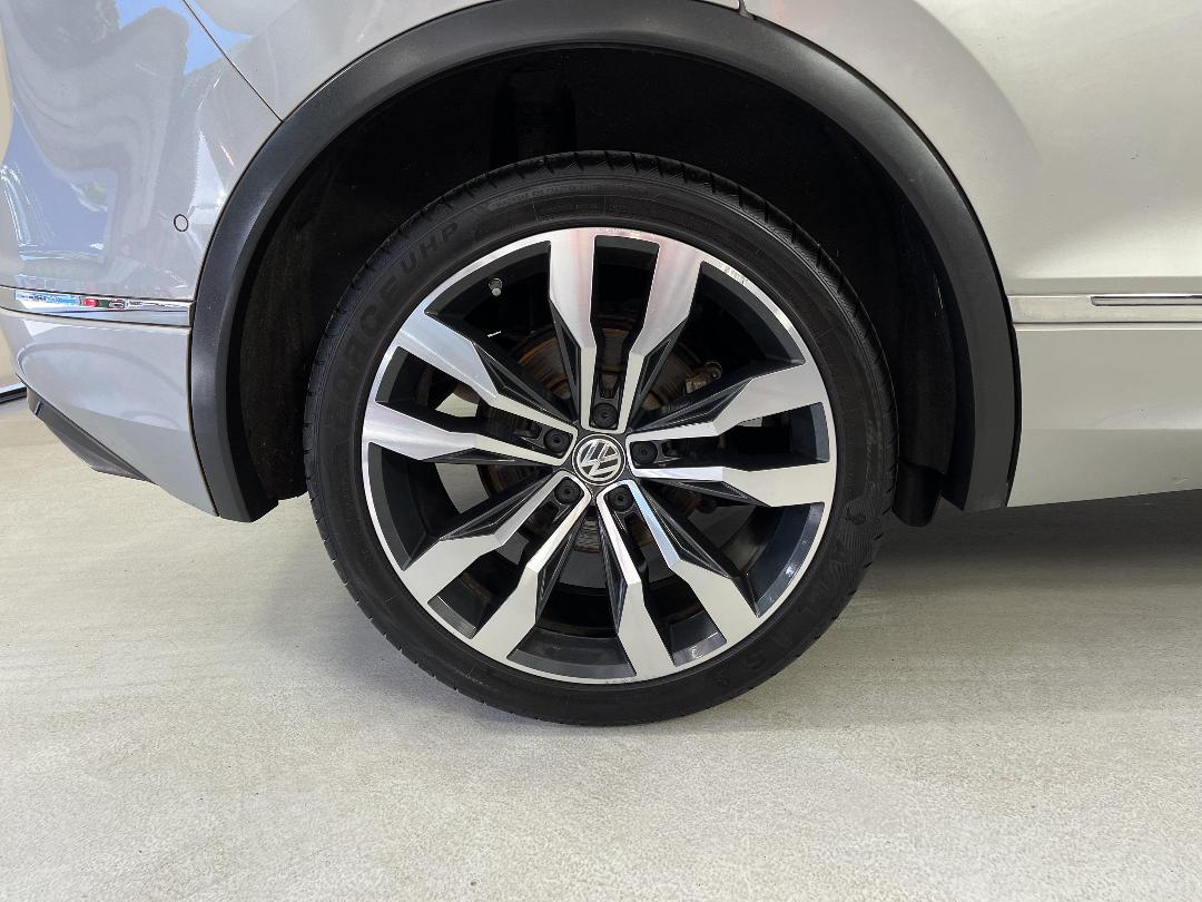 Photo '12' of Volkswagen Tiguan Photo '12' of Volkswagen Tiguan