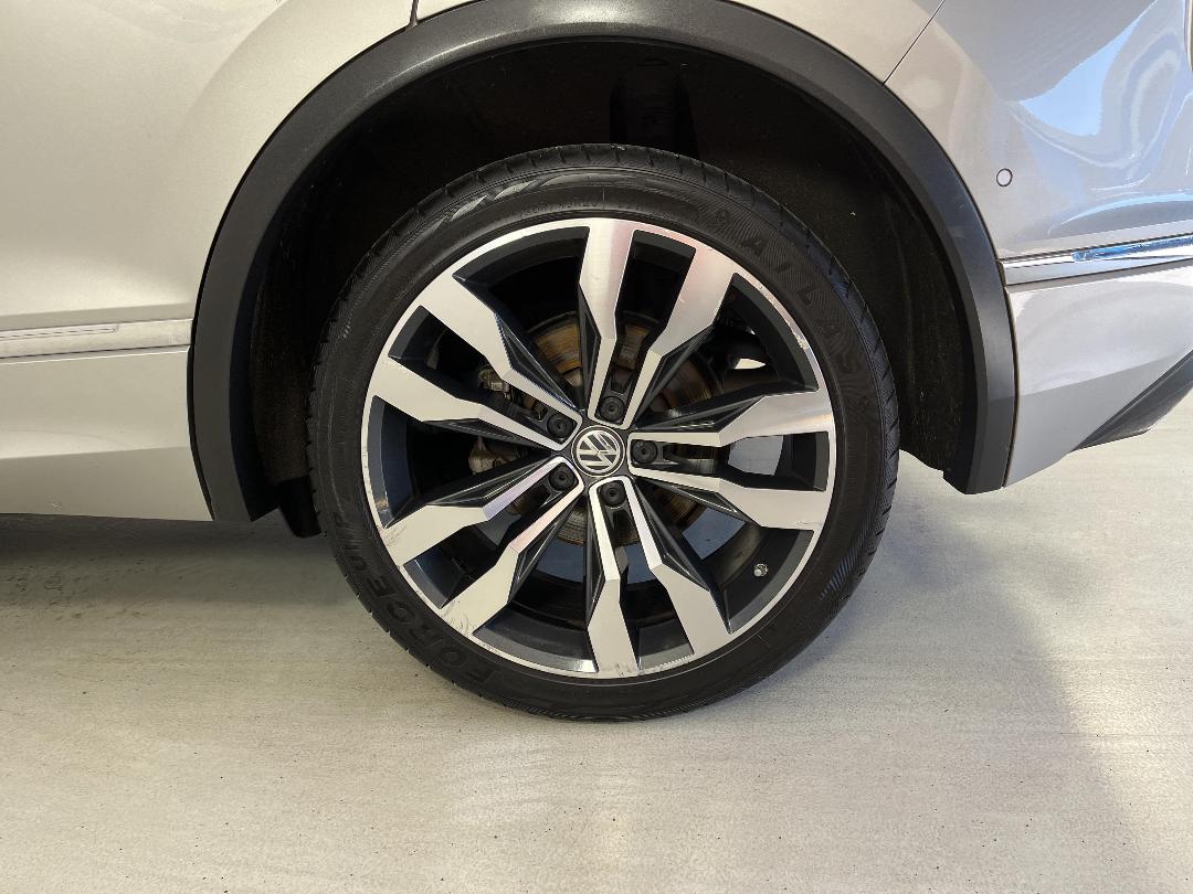 Photo '11' of Volkswagen Tiguan Photo '11' of Volkswagen Tiguan