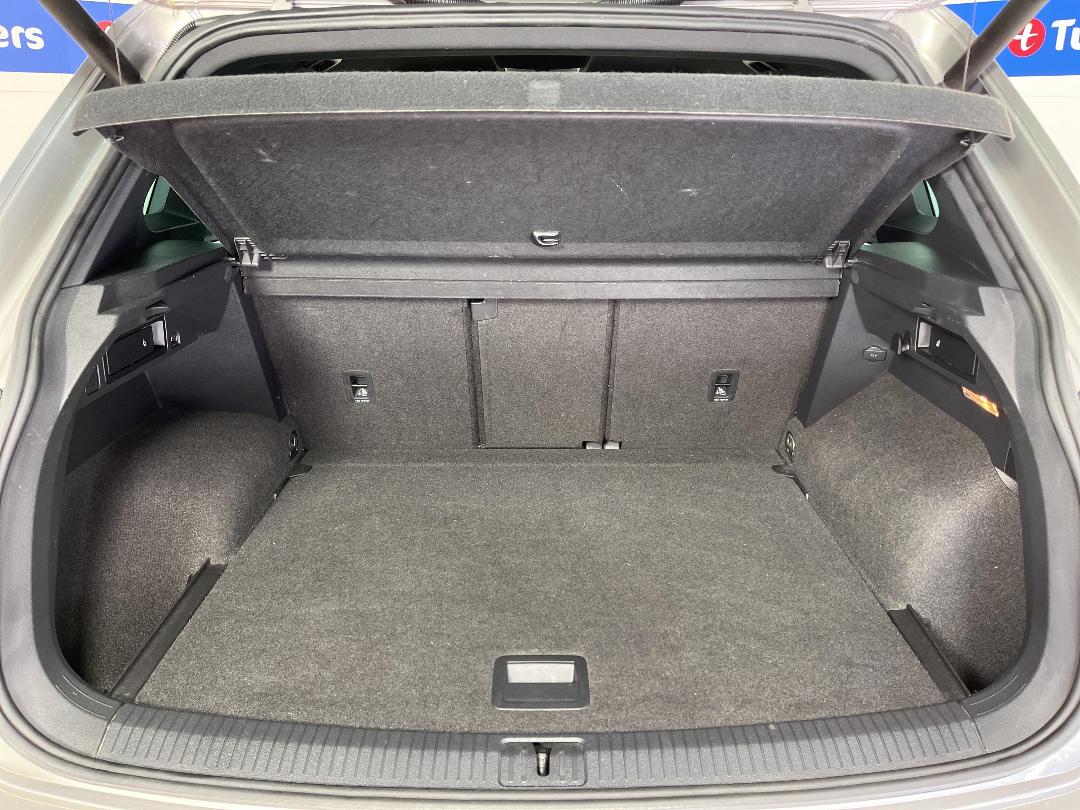 Photo '14' of Volkswagen Tiguan Photo '14' of Volkswagen Tiguan