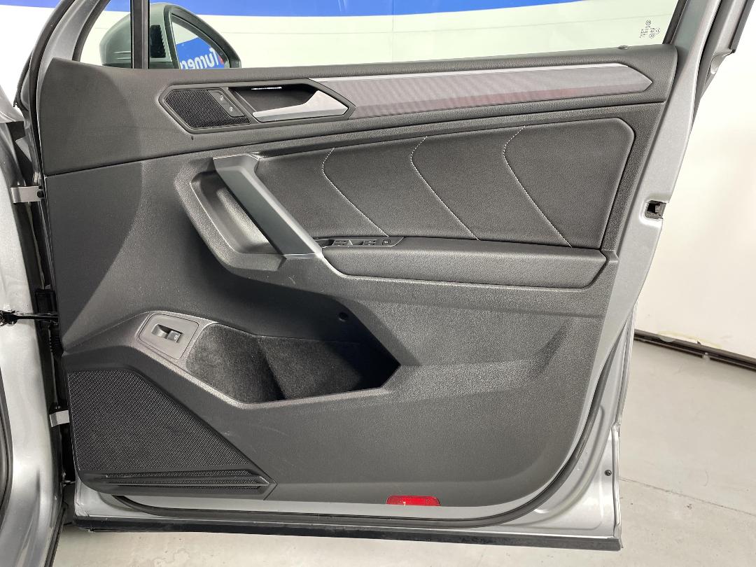 Photo '15' of Volkswagen Tiguan Photo '15' of Volkswagen Tiguan