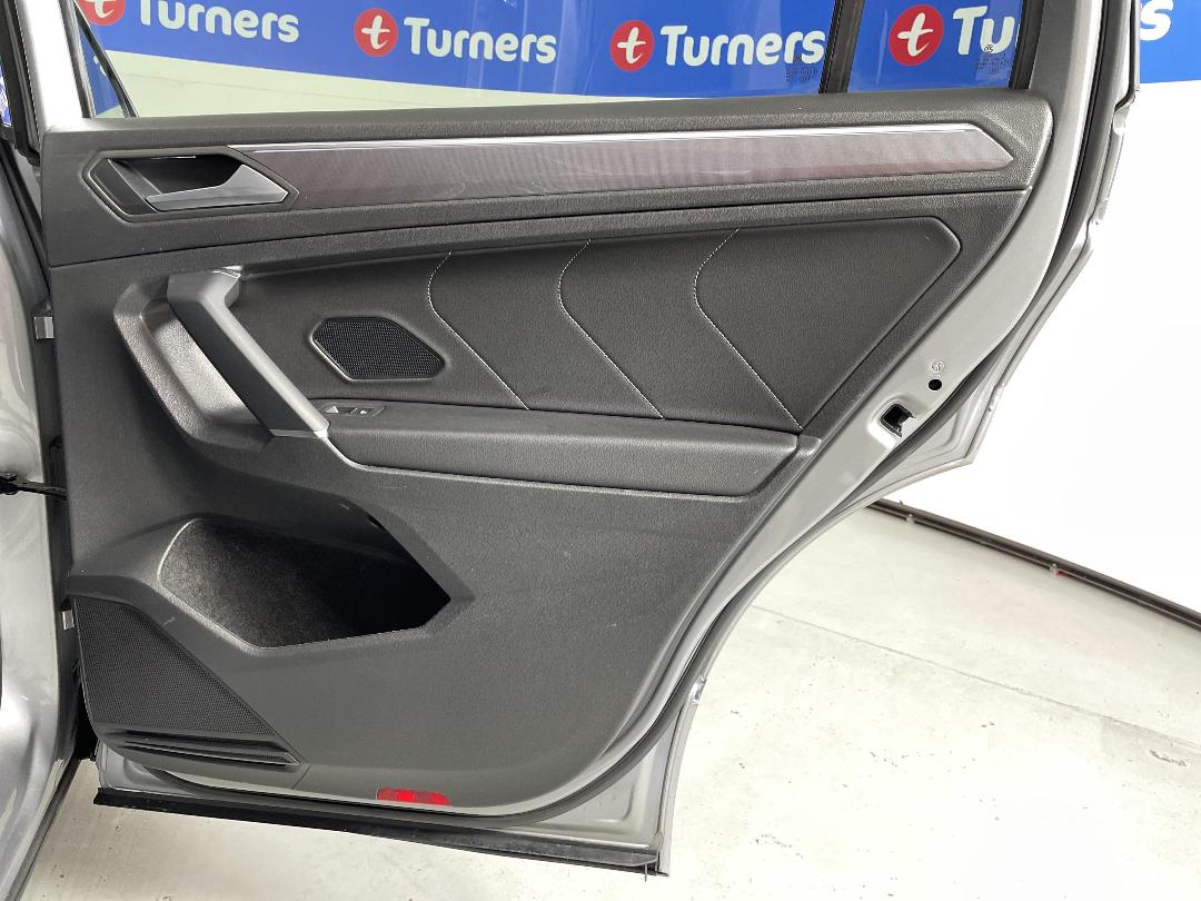 Photo '19' of Volkswagen Tiguan Photo '19' of Volkswagen Tiguan