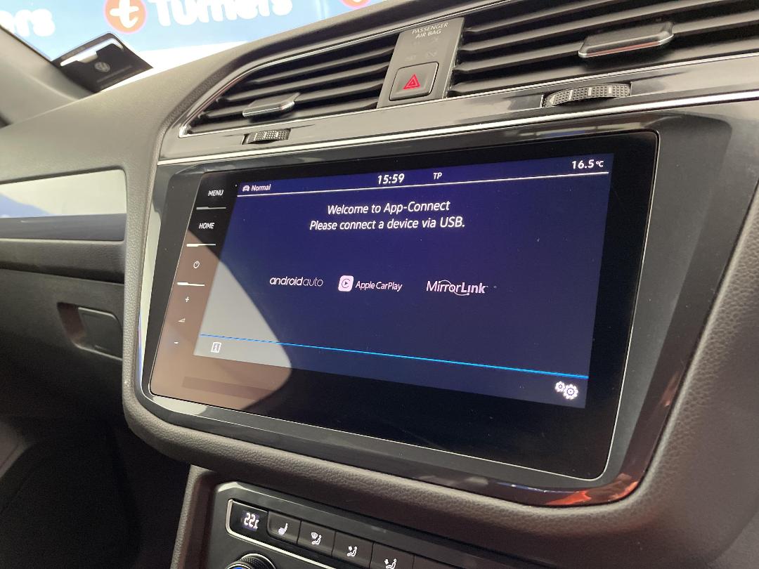 Photo '40' of Volkswagen Tiguan Photo '40' of Volkswagen Tiguan