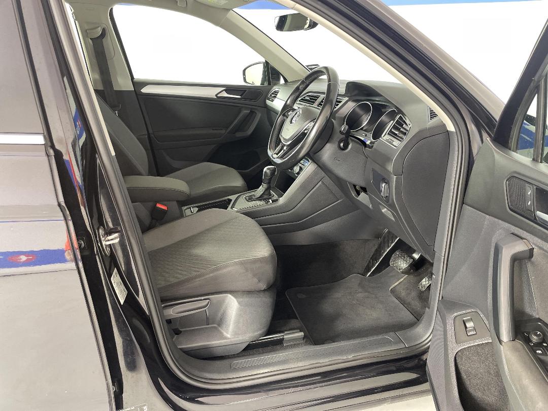 Photo '16' of Volkswagen Tiguan