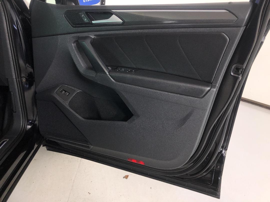 Photo '15' of Volkswagen Tiguan