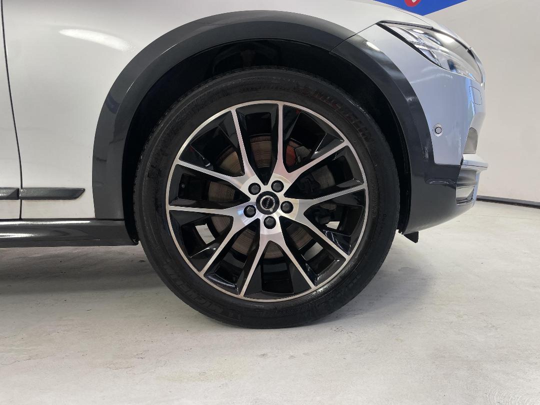 Photo '9' of Volvo V90 Cross Country