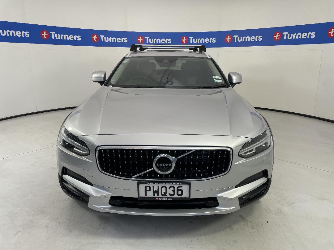 Photo '2' of Volvo V90 Cross Country