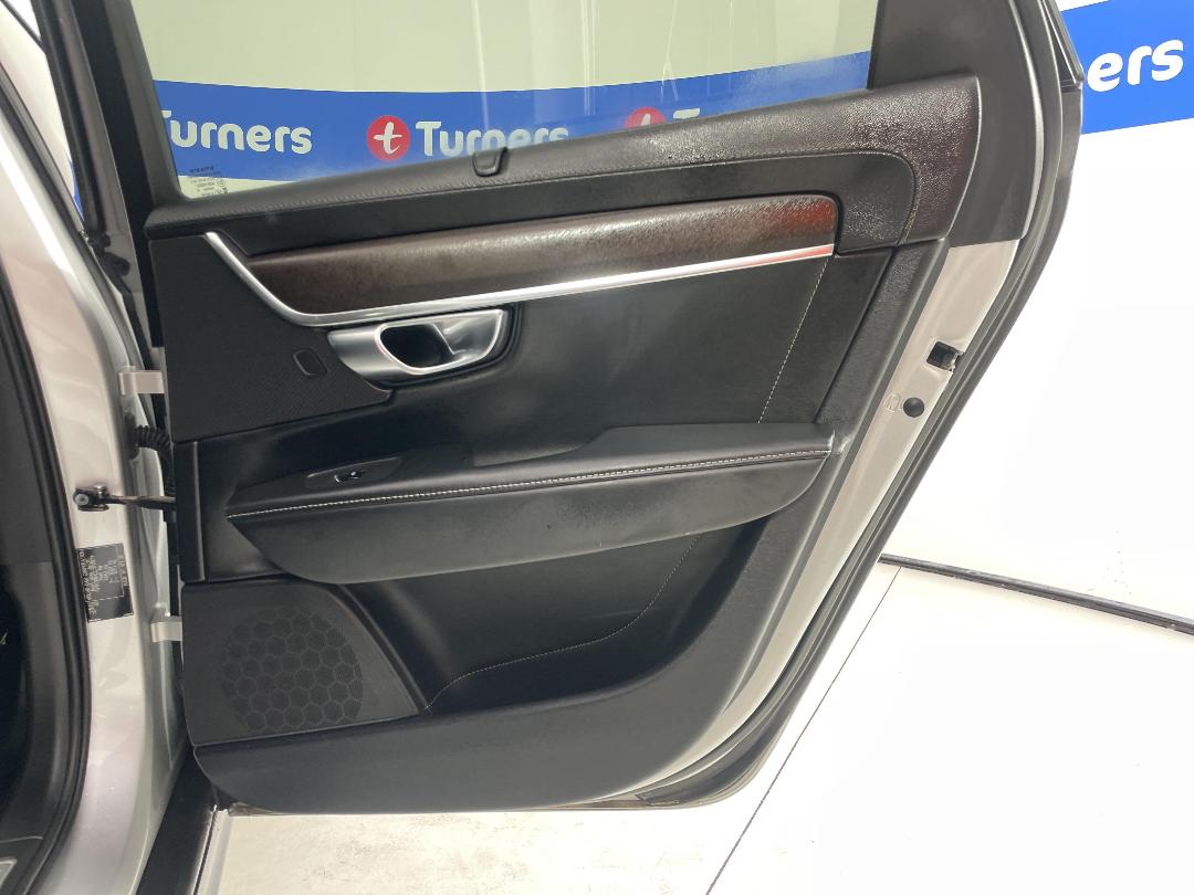 Photo '19' of Volvo V90 Cross Country