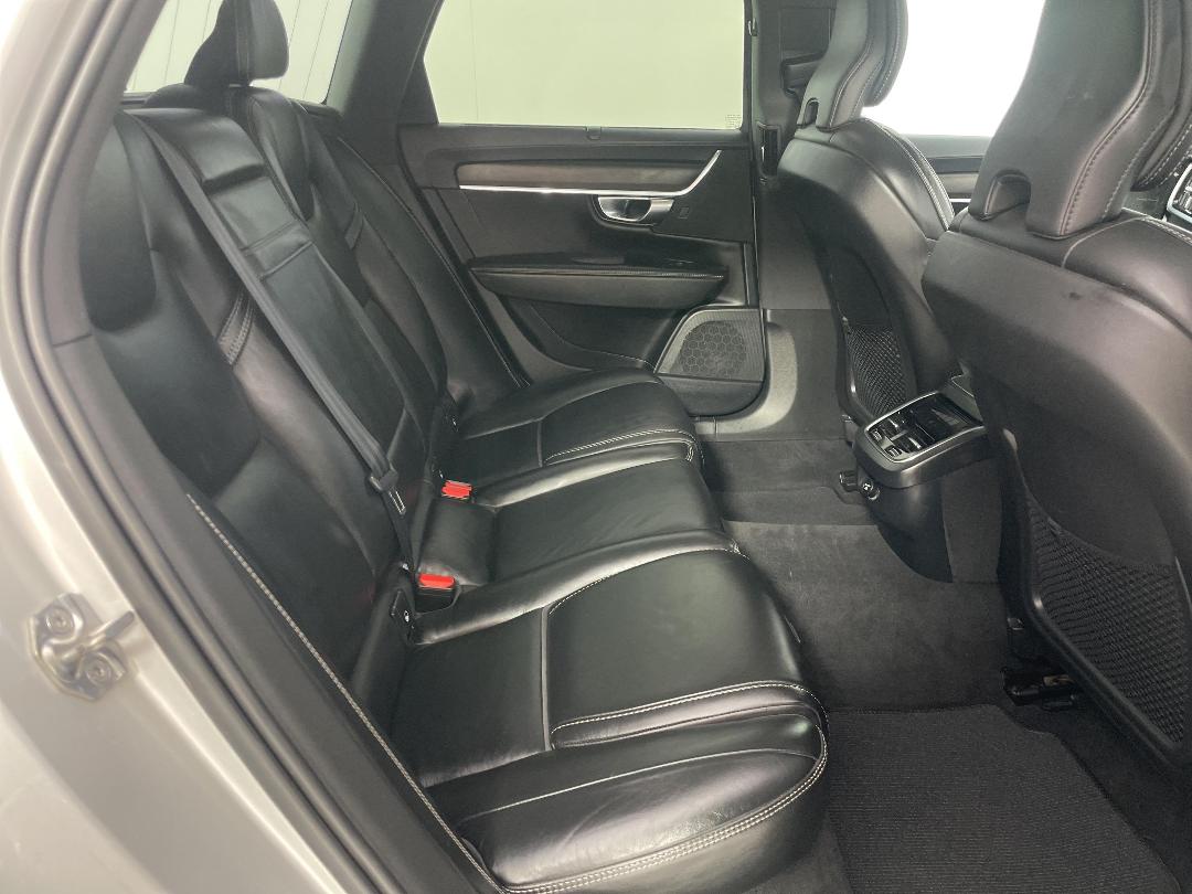 Photo '20' of Volvo V90 Cross Country